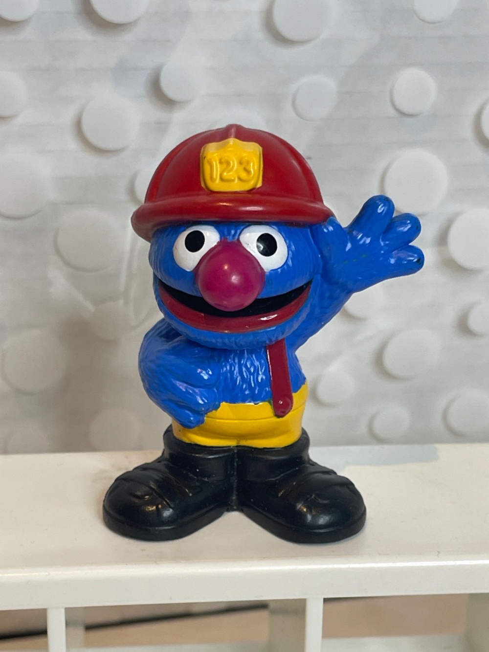 2010 Hasbro Sesame Street Workshop - GROVER (FIREMAN) 3" Solid PVC Figure
